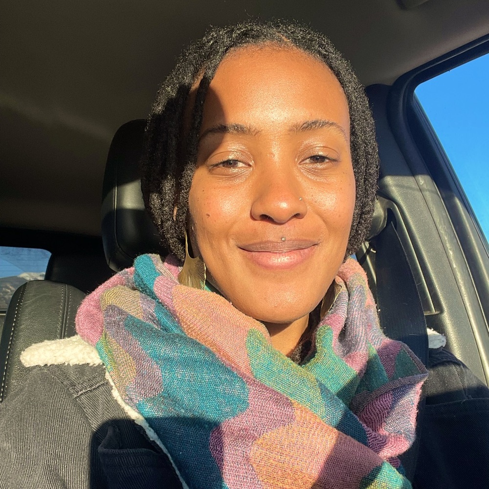 Meet your Posher, Briana